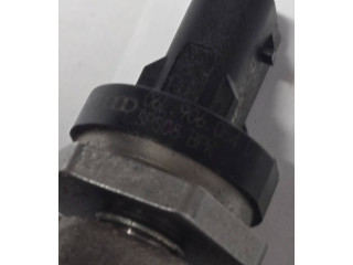 Топливная рампа 06N133317A   Volkswagen Golf VIII  