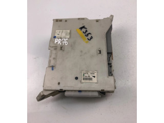 Pojistková skříňka 8273030B63 Lexus GS 250 350 300H 450H 2013