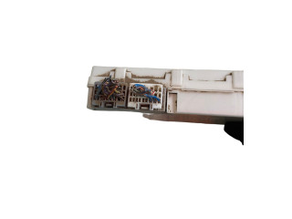 Блок предохранителей 8637A592 Mitsubishi L200