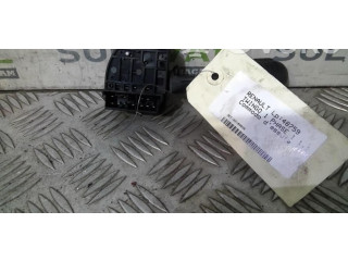 Ручка стеклоочистителей 7700832722 Renault Twingo I