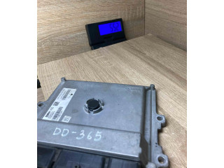 Блок управления двигателя 237102928R, V29029647A   Renault Clio IV