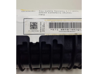 Подушка безопасности пассажира 8R0880204D Audi Q5 SQ5