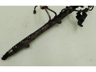 Топливная рампа 31259011   Volvo V70  