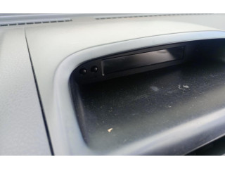 Дисплей       Suzuki Grand Vitara I