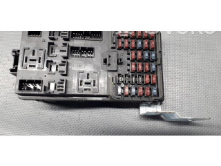 Блок предохранителей     Hyundai Sonata    