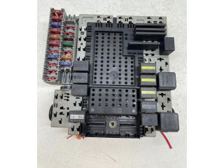 Блок предохранителей  8645729, 000001970551   Volvo V70    
