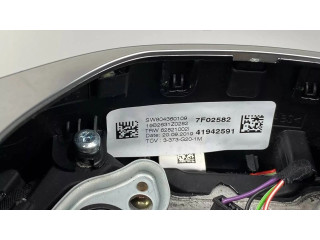 Руль BMW 1 F40 2019- года 8043601