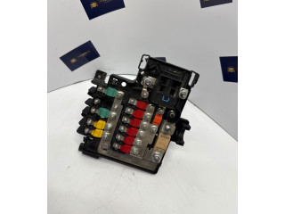 Pojistková skříňka T13L30000237, 101327200E Tela Model S 2015