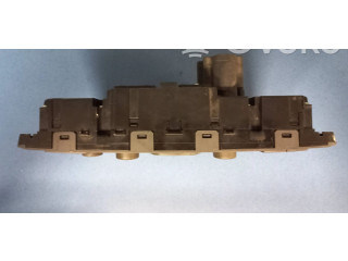 Блок управления климат-контролем 30746022   Volvo V70