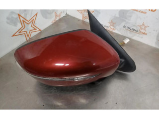 Zpětné zrcátko  Nissan Juke I F15     