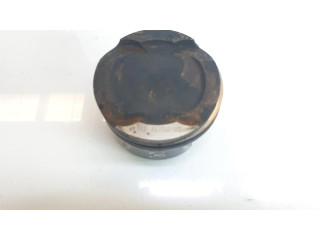 Píst 11258637807, 1212CD BMW 7 G11 G12 pro benzínový motor