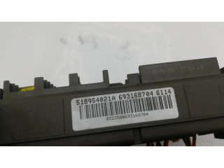 Pojistková skříňka 518954021A, 693168704 BMW X5 E70 2009