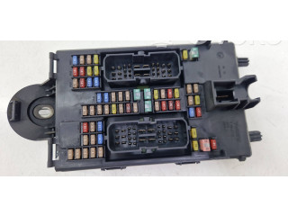 Блок предохранителей 32209198   Volvo XC90    