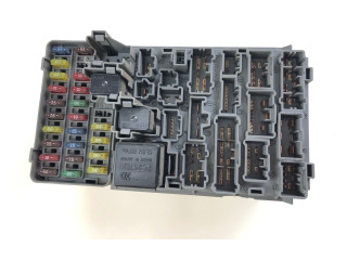   Pojistková skříňka    Honda Stream 2001