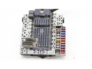 Блок предохранителей 9401802 Volvo XC90