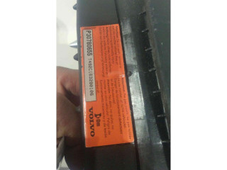 Подушка безопасности водителя    Volvo S80