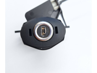 Zámek zadních dveří 7840617, 7167321 BMW 3 E90 E91 2008