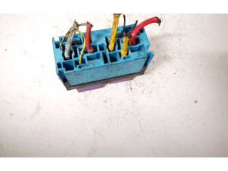 Pojistková skříňka 12V50A03525, 12V50A03.525 Renault Megane 1997