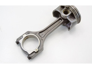 Píst PD65 Hyundai i30