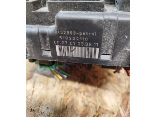 Блок предохранителей 9452993, 518322110 Volvo S80
