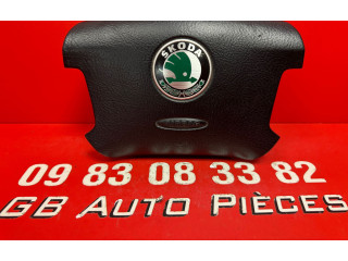 Подушка безопасности водителя 1U0880201D Skoda Superb B5 (3U)