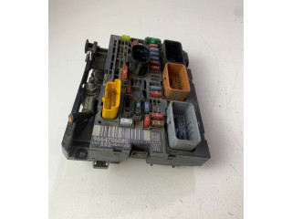 Блок предохранителей  9664706080, R03   Peugeot Expert    