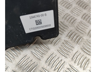 Jednotka ABS 104474500B Tesla Model Y 2022