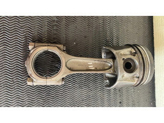  Поршень с шатуном    Ford Kuga I для дизельного двигателя 2.0