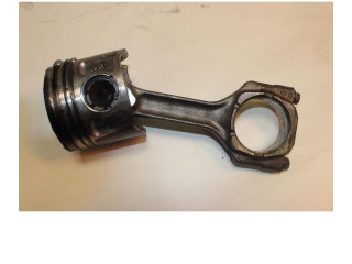 Поршень с шатуном 55283099 55263087 Jeep Renegade