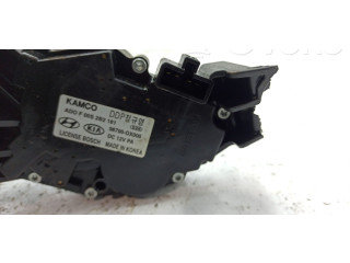 Двигатель стеклоочистителя заднего стекла