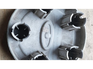 Заводская крышка (крышки) от центрального отверстия колеса