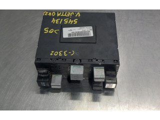 Блок предохранителей Volkswagen Jetta V