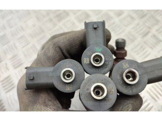 Vstřikovač 0445110524, 2611485630911 Fiat 500L