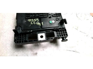 Блок предохранителей Renault Clio II