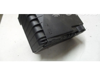   Pojistková skříňka 3C0937125A   Volkswagen Tiguan 2015