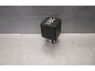 Pojistková skříňka 443919469 Audi 100 200 5000 C3 1989