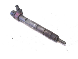 Vstřikovač 0445110158   Audi A8 S8 D3 4E    ASE 