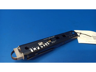 Регулировочная планка ремня безопасности