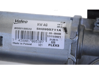 Моторчик заднего дворника 5H0955711A    Volkswagen Golf VIII
