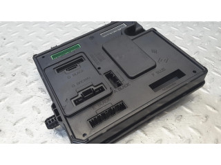 Блок предохранителей 284B14779R, S180098001 Renault Scenic III - Grand scenic III