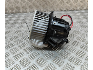 Вентилятор печки    8T1820021   Audi A5 8T 8F