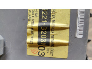 Блок предохранителей 89221B2030 Daihatsu Cuore