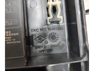   Pojistková skříňka 10966812, 6122085   MG ZS 2024