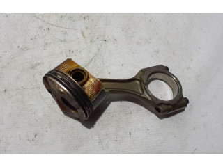 Поршень с шатуном FB20 12013AC050 Subaru Forester SK