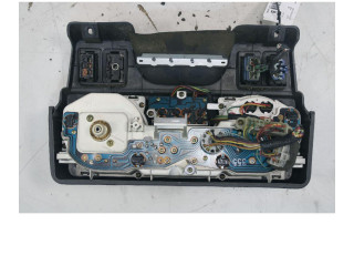 Přístrojová deska Mitsubishi Pajero 1987 MB741965