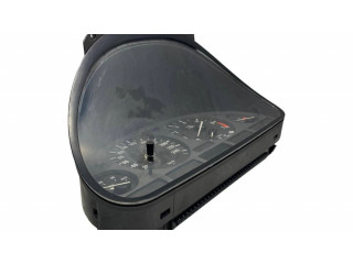 Přístrojová deska BMW 5 E39 2001 8372354, 62118372354