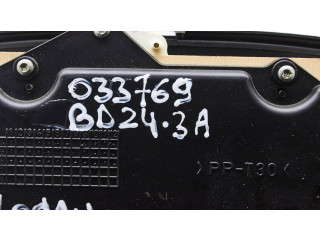 Панель приборов    Dacia Logan I       