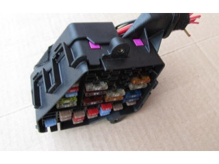   Pojistková skříňka    Audi A8 S8 D3 4E 2006