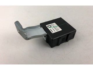 Блок управления 88183SA010   Subaru Forester SG