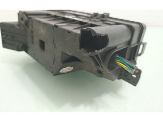   Pojistková skříňka 95471067   Opel Antara 2012